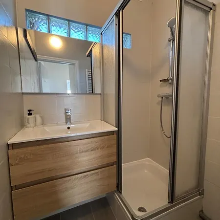 Vintage Station アパート