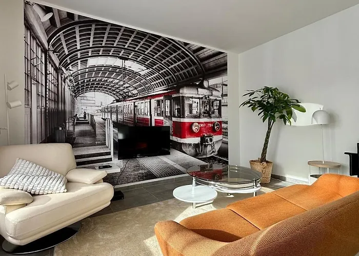 Apartment Vintage Station Ans